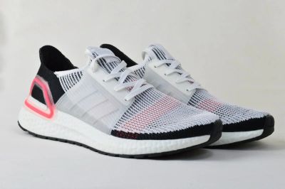 Лот: 16852375. Фото: 1. Кроссовки мужские Adidas Ultra... Кеды, кроссовки, слипоны
