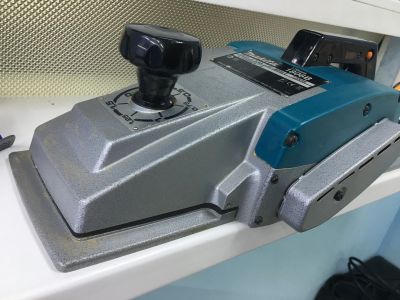 Лот: 12638397. Фото: 1. Рубанок Makita 1806B. Электроинструмент