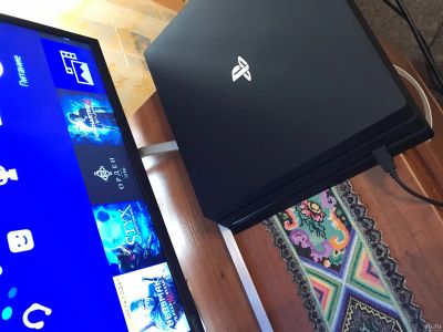 Лот: 13147233. Фото: 1. Sony PlayStation 4 pro 1tb 5.05... Игровые приставки, консоли