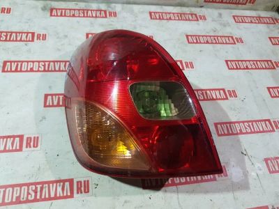 Лот: 20895315. Фото: 1. Фонарь Toyota Corolla Spacio NZE121N... Двигатель и элементы двигателя