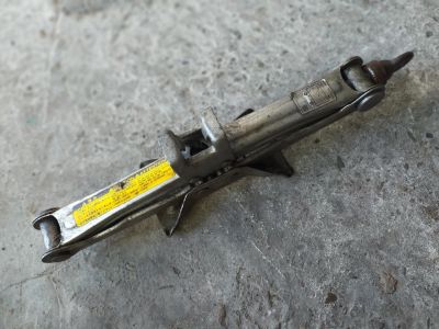 Лот: 15809684. Фото: 1. Домкрат Toyota (можно на другие... Домкраты
