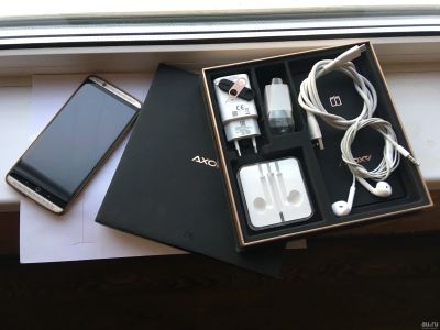 Лот: 13476852. Фото: 1. ZTE AXON 7 (A2017G). Смартфоны