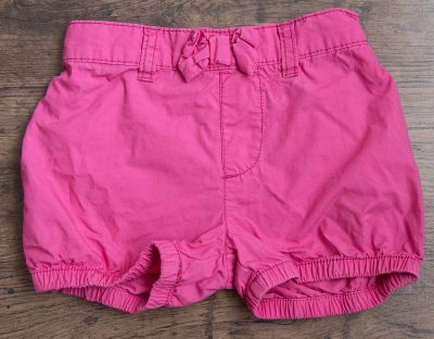 Лот: 10384385. Фото: 1. Розовые шорты на девочку 4 лет... Брюки, шорты, джинсы