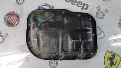 Лот: 24679167. Фото: 1. Поддон Toyota Auris 1ZR-FE 12102-37010. Двигатель и элементы двигателя