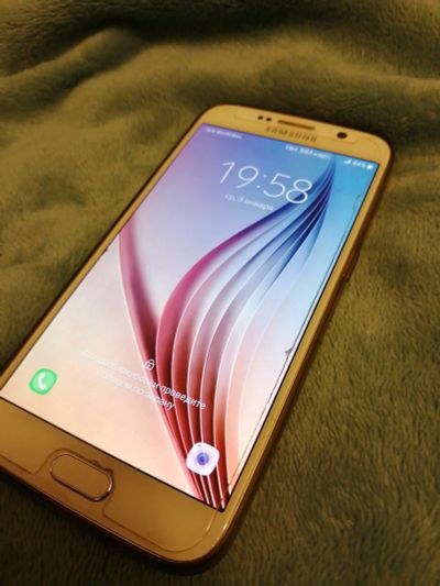 Лот: 16020968. Фото: 1. Samsung galaxy s6. Смартфоны