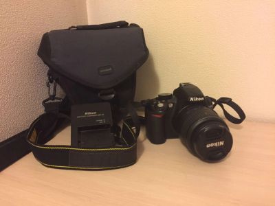 Лот: 8754447. Фото: 1. Фотоаппрат Nikon D3100. Цифровые зеркальные