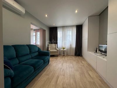 Лот: 25672055. Фото: 1. 3-комн. квартира , Красноярск... Квартиры, студии