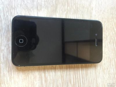 Лот: 9193628. Фото: 1. iPhone 4 black 8Gb. Смартфоны