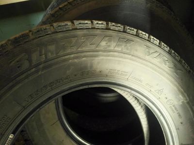 Лот: 10520315. Фото: 1. Bridgestone Blizzak VRX 185/70... Шины