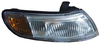 Лот: 3716340. Фото: 1. Габарит правый toyota ceres (92-00... Оптика и освещение