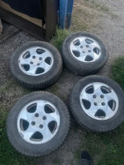 Лот: 20822980. Фото: 1. Колеса литые литье Nissan R15... Шины на дисках