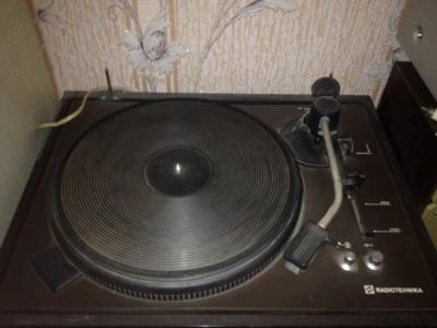 Лот: 5750684. Фото: 1. Радиотехника, пластинки, видеомагнитофон... Другое (радиодетали  (электронные компоненты))