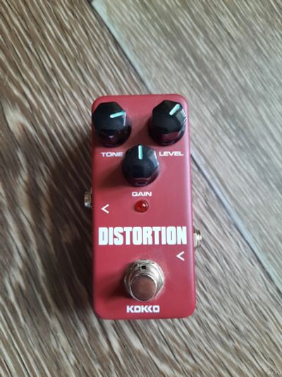 Лот: 18063977. Фото: 1. Педаль kokko distortion. Гитарные эффекты и комбоусилители
