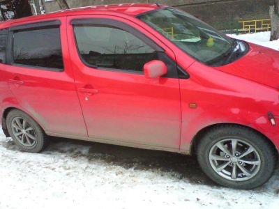 Лот: 9423873. Фото: 1. задняя левая дверь Daihatsu YRV... Автомобили
