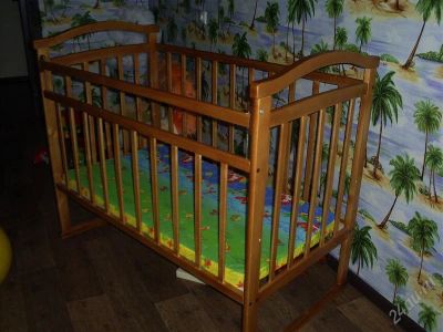 Лот: 887545. Фото: 1. Детская кроватка. Детские кровати и кроватки