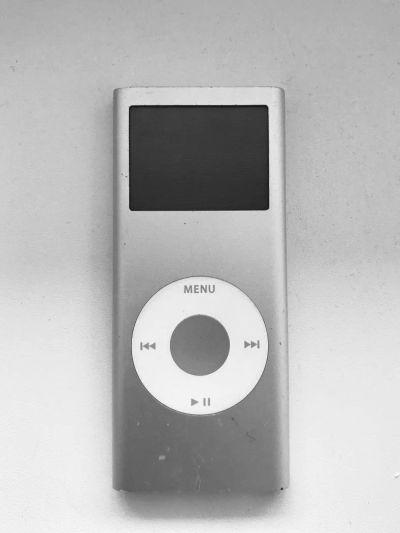 Лот: 10226312. Фото: 1. iPod 4GB. Плееры