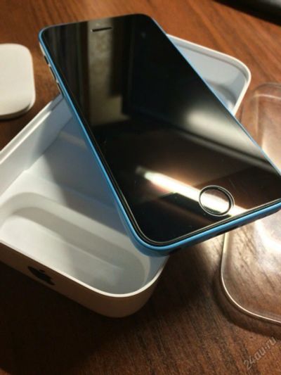 Лот: 6971070. Фото: 1. Apple iphone 5c/8gb. Смартфоны