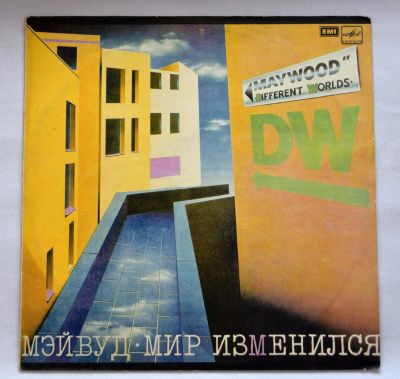 Лот: 8200917. Фото: 1. lp Maywood - Differend Worlds. Аудиозаписи