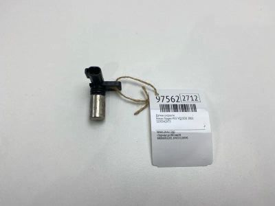 Лот: 24773366. Фото: 1. Датчик скорости Nissan Stagea... Двигатель и элементы двигателя