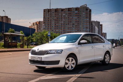 Лот: 24594106. Фото: 1. Аренда авто эконом бензин/газ. Прокат авто