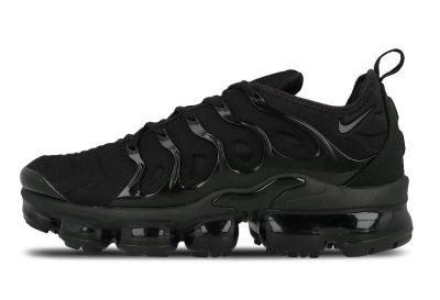 Лот: 11357675. Фото: 1. Кроссовки Nike Air VaporMax Plus... Кеды, кроссовки, слипоны