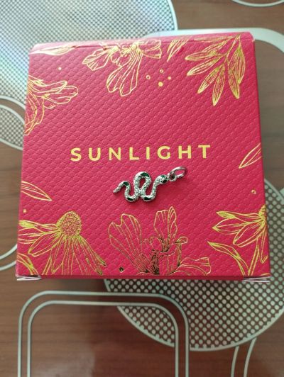 Лот: 25280599. Фото: 1. Подвеска кулон новый Змейка Sunlight. Кулоны, подвески