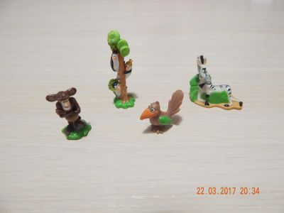 Лот: 6795547. Фото: 1. Киндер сюрприз - мадагаскар. Игрушки