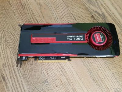 Лот: 13785530. Фото: 1. Sapphire Radeon HD 7950. Видеокарты