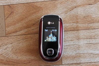 Лот: 1832338. Фото: 1. lg f2300 с рубля!. Кнопочные мобильные телефоны