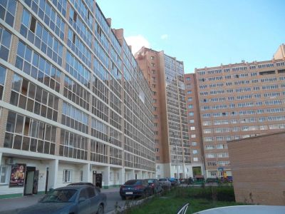 Лот: 4107205. Фото: 1. Продам 2-комн. на Киренского... Квартиры, студии