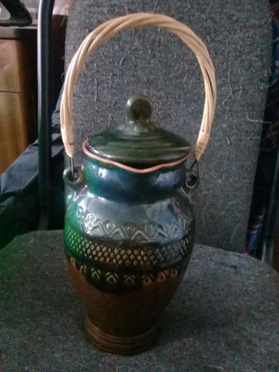 Лот: 11255637. Фото: 1. Старинный керамический бидон с... Кувшины, графины