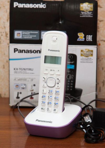 Лот: 10681147. Фото: 1. Panasonic KX-TG1611 (с аккумуляторами... DECT и радиотелефоны