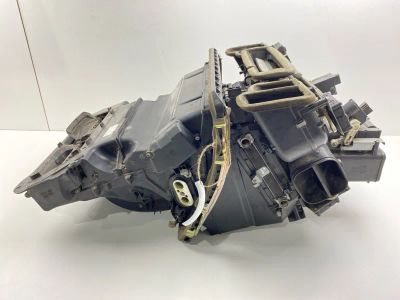 Лот: 21259433. Фото: 1. Печка Audi A8 2003 4E0820003G... Кузов