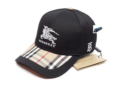 Лот: 18906399. Фото: 1. Бейсболка Burberry (черный). Головные уборы