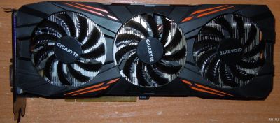 Лот: 16329779. Фото: 1. gigabyte gtx 1070 g1 gaming 8g... Видеокарты