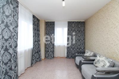 Лот: 25296750. Фото: 1. 3-комн. квартира , Красноярск... Квартиры, студии