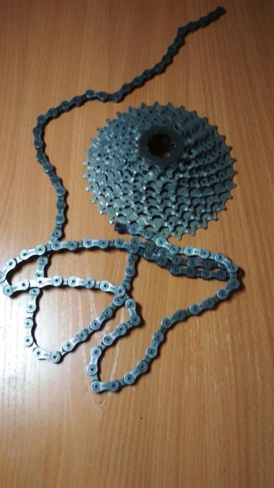Лот: 11280125. Фото: 1. Кассета shimano CS- HG-300 11-34... Запчасти