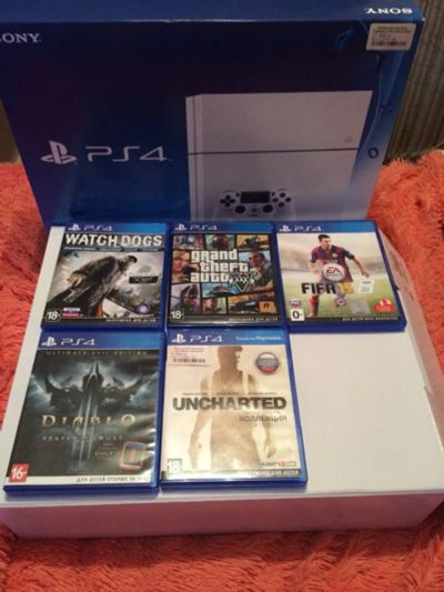Лот: 7691285. Фото: 1. Ps4 playstation 4 white 500gb. Игровые приставки, консоли