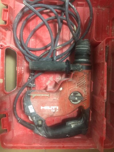 Лот: 9444863. Фото: 1. перфоратор HILTI 7 (950). Электроинструмент