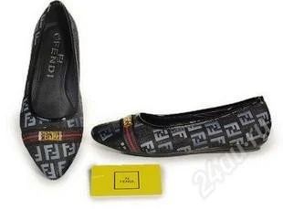 Лот: 959876. Фото: 1. Новые макасины "FENDI", р.35-35... Мокасины