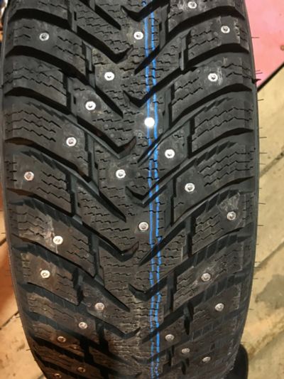 Лот: 22993366. Фото: 1. Зимняя резина 185/55 R-15 " IKON... Шины