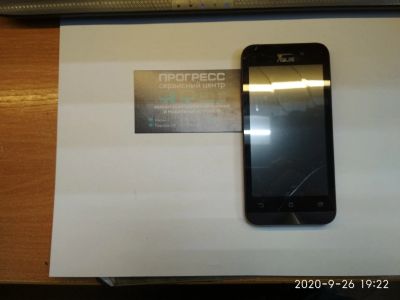 Лот: 16601547. Фото: 1. Смартфон ASUS ZenFone Go ‏ZB452KG. Смартфоны