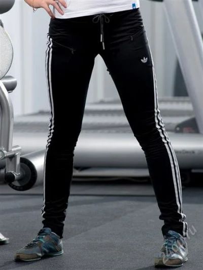 Лот: 1724710. Фото: 1. Спортивные брюки adidas originals. Другое (спортивная одежда)