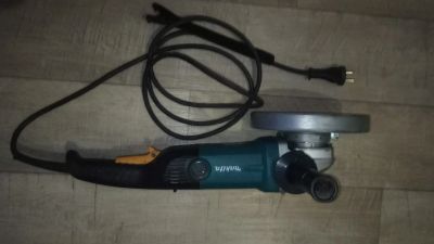 Лот: 16752014. Фото: 1. УШМ Makita ga7010c. Электроинструмент