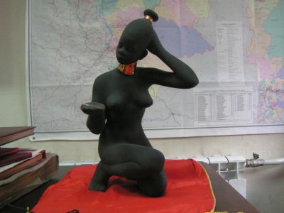 Лот: 4534113. Фото: 1. фарфоровая скульптура "утро африки... Скульптуры