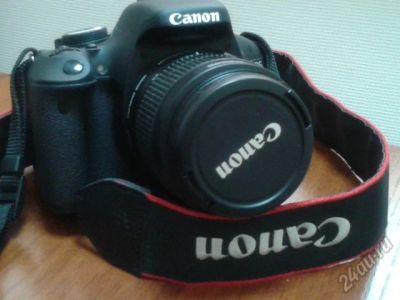Лот: 5947515. Фото: 1. Цифровой фотоаппарат Canon EOS... Цифровые зеркальные
