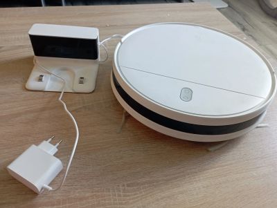 Лот: 23537557. Фото: 1. Робот-пылесос. Пылесосы, паровые швабры