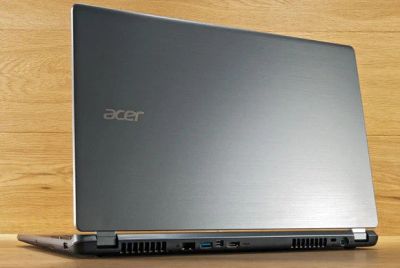 Лот: 8570722. Фото: 1. Acer v5-552g 2 видеокарты, 8gb... Ноутбуки