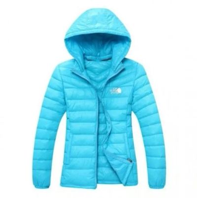 Лот: 11617474. Фото: 1. Куртка The North Face women. Носки