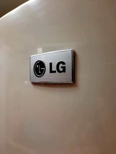 Лот: 17469520. Фото: 1. Холодильник lg no frost. Холодильники, морозильные камеры